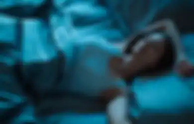 Sebelum Tidur, Lakukan 5 Kebiasaan Ini Supaya Kulit Awet Muda!