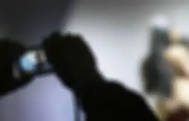 Kepergok Selingkuh Gegara Video Mesum 19 Menit, Pramugari Ini Terancam Masuk Penjara Usai Dilaporkan Kekasih Sendiri 