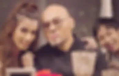 Emosi Saat Disinggung Tak Kunjung Nikah, Deddy Corbuzier Mendadak Murka Hingga Minta Bantuan Polisi: Ada yang Ngajakin ML ke Cewek Gue