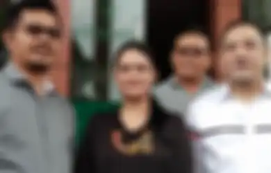 Anaknya Dijadikan Barang Bukti di Ruang Sidang, Shezy Idris Ungkapkan Kekecewaan