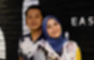 Zaskia Adya Mecca Getol Protes Soal Toa Masjid, Hanung Bramantyo Mendadak Larang Istrinya Buka Twitter dan Kirim Tautan Ini: Dibaca, Supaya Kamu Punya Dasar...