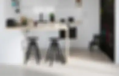 6 Inspirasi Desain Dapur Berkonsep Monokrom, Cocok untuk Rumah Mungil!