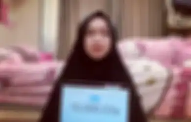 Serba Pink dengan Pernak-pernik Hello Kitty, Intip Kamar Mewah Sang Ratu YouTube Ria Ricis!