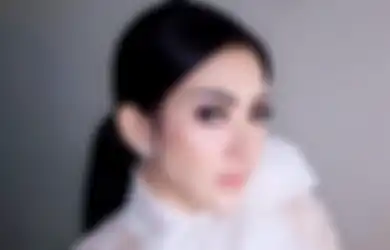 Syahrini Blok Instagram Seorang Psikolog Usai Tulis Kata-kata Motivasi yang Diduga Menyindir Reino Barack