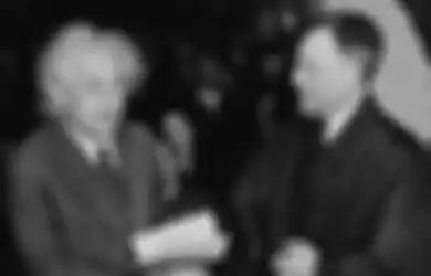 Setelah Tercecer 80 Tahun, Catatan Teori Einstein Ditemukan Kembali