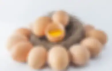 Bakteri Bisa Terperangkap di Cangkang Telur Jika Mencucinya dengan Air, Begini Cara Membersihkan Telur yang Tepat