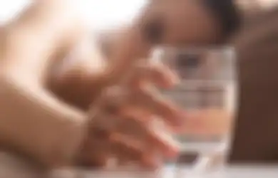 Rutinlah Minum Ini Sebelum Tidur! Bisa Bantu Bakar Lemak Perut
