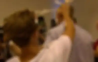 Dapat Banyak Sumbangan Uang, 'Egg Boy' Justru Sumbangkan Uangnya Untuk Korban Penembakan di Christchurch