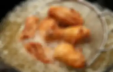 Tidak Perlu Menjauhi Gorengan, Asalkan Tidak Pakai Minyak Goreng Berulang Kali