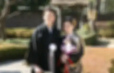 Astaga, Syahrini Santap Menu Kontroversial yang Dinyatakan Ilegal di Berbagai Belahan Dunia