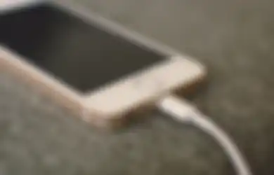 'Kecelakaan' Membawa Berkah, Mahasiswa Ini Tak Sengaja Temukan Cara Bikin Baterai Handphone Tahan Lebih Lama