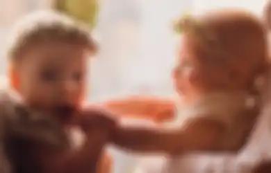 Curiga Salah Satu Bayi Kembarnya Tidak Mirip dengan Sang Ayah, Setelah Lakukan Tes DNA Terungkaplah Belang Sang Istri