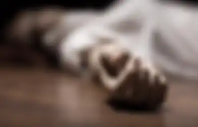 Bau Sperma di Sofa, Si Pacar Emosi Langsung Bekep Kekasihnya Sampe Tewas