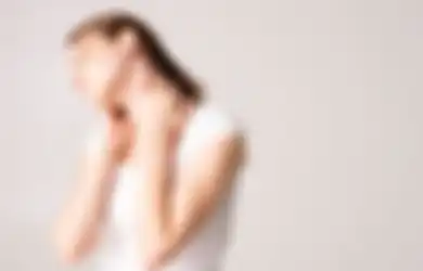 Ngeri! Wanita Inggris Ini Lumpuh Setelah Meretakan Leher Hingga Bunyi ‘Krek’!
