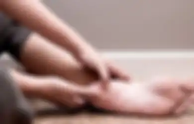 Arti Kedutan di Tumit Kaki Kiri, Primbon Jawa Ramalkan Jadi Pertanda Baik, Konon Bakal Diserbu Keberuntungan Luar Biasa