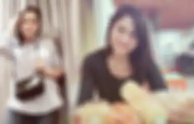 Jadi Kontroversi Usai Dituding Transgender, DJ Katty Butterfly Lahirkan Seorang Putri, Begini Kondisinya