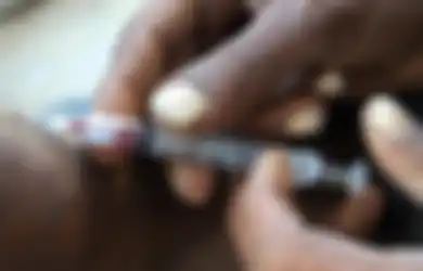 Duh, 90 Orang Terinfeksi HIV Setelah Seorang Dokter Gunakan Jarum Terkontaminasi, 65 Korbannya adalah Anak-anak