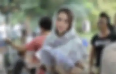 Sempat Terlihat Nyaman Kenakan Hijab hingga Hadiri Pengajian, Celine Evangelista Angkat Bicara Soal Isu Dirinya Pindah Agama