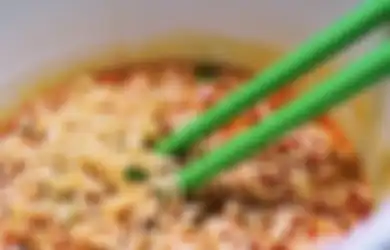 Diidentikkan Sebagai Makanan Anak Kos, Ternyata Ada Kisah Sedih di Balik Mie Instan yang Sekarang Mendunia, Butuh Penelitian Komposisi dan Butuh Waktu Lama , Simak Kisahnya Berikut!