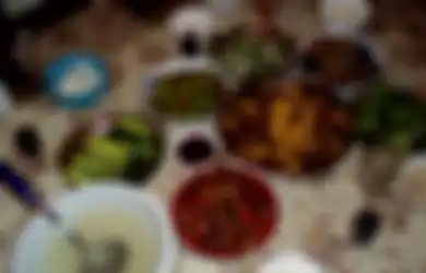 Ajak Sang Kekasih Makan di Restoran, Pria Ini Curhat Malu Pacarnya Pilih Pesan Makanan Murah, Netizen Dibuat Naik Darah Atas Sikap si Pria: Nggak Bersyukur!