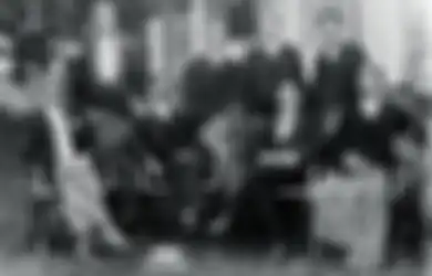 Mengapa Para Pemuda Belum Puas dengan Perkembangan Organisasi Pergerakan Kebangsaan di Indonesia Sebelum Tahun 1928?