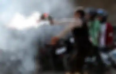 Efek Samping Terkena Gas Air Mata, Membahayakan Keselamatan Nyawa?