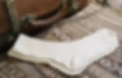 Bisa Bikin Kaos Kaki Seperti Baru Lagi, Inilah Tips Rahasia Hilangkan Noda pada Kaos Kaki Putih, Mudah Banget!