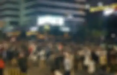Sempat Ricuh, Ini Kronologi Demo di Bawaslu yang Berakhir Anarkis! 