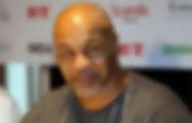 Kisah di Balik Pembuatan Tato Wajah Legenda Tinju Mike Tyson di Akhir Kariernya, Alasannya Sungguh Tak Terduga Bahkan Bikin Mantan Pelatih Terkejut