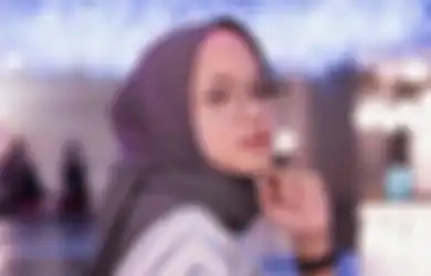 Wajah Makin Cerah, Gini Tips Pilih Warna Hijab Sesuai Undertone Kulit