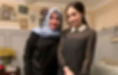 Tajir Sejak Lahir, Begini Mewahnya Rumah Mama Rieta Ibunda Nagita Slavina yang Dilengkapi Lift Pribadi, Ruang Keluarganya Bikin Takjub!