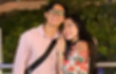 Tak Ada Kabar Usai Gelar Lamaran 7 Bulan Lalu, Caesar Hito Dituding Diam-diam Sudah Tinggal Serumah dengan Sang Kekasih, Felicya Angelista Buka Suara Bongkar Fakta yang Tak Disangka-sangka
