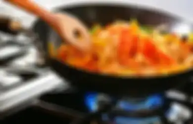 Kesal Sering Bolak-balik Beli Gas? Siapa Sangka Hal Sepele Ini Rupanya Jadi Penyebab saat Masak dengan Kompor Gas