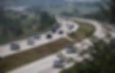 Tak Hanya Kereta dan Pesawat, Pemudik dengan Mobil Pribadi Juga Diwajibkan Tes Rapid Antigen, Begini Nasib Pekerja yang Bolak-balik Antar Kota Tiap Hari