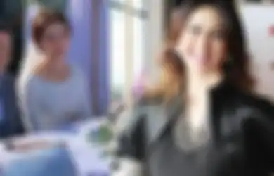 Ditinggal Mantan Suami Nikah Lagi Dengan Penyanyi Cantik, Diana Pungky Kerja Keras Banting Tulang Lakoni Pekerjaan Ini Demi Sesuap Nasi