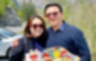 Puput Nastiti Devi Temani Ahok Makan Bareng Pimpinan KPK di Norwegia, Lihat Ekpresinya di Depan Meja Penuh Empek-empek dan Pisang Goreng