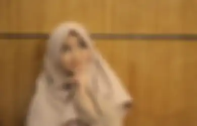 Jangan Asal, Ini 5 Warna Hijab yang Cocok Untuk Kulit Sawo Matang