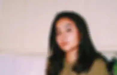 Peluk Erat Sule Dengan Wajah Sendu saat Berpisah di Bali, Naomi Zaskia Sampaikan Pesan Ini
