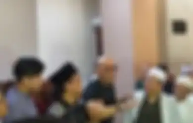 Diserbu Pertanyaan Soal Sunat, Deddy Corbuzier Merasa Aneh Hingga Beri Jawaban Mengejutkan