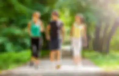 Sering Dianggap Sepele, Olahraga Jalan Kaki Ternyata Bisa Turunkan Berat Badan Wanita, Ini Kunci Sukses Bakar Kalori Menurut Ahli!
