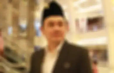 Terlanjur Koar-koar Bakal Segera Lepas Masa Duda, Farhat Abbas Tiba-tiba Batal Nikah Gegara Sang Calon Istri Minta Mahar Selangit: Pernikahan Bukan Transaksi Bisnis