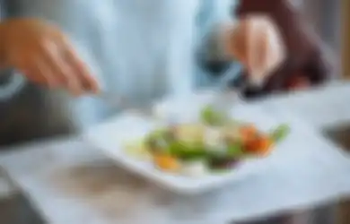 Hanya Kurangi Porsi Makan Tak Efektif Turunkan Berat Badan, Apa yang Dimakan Lebih Menjanjikan Jadi Langsing