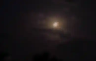 Gerhana Bulan Parsial Terakhir Pada 2019. Lihat Foto-foto Hasil Jepretan dari Warganet