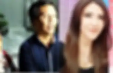 Rey Utami Ongkang-ongkang Kaki Nikmati Hidup Bebas dan Enak di Hunian Super Mewah, Kondisi Rumah Kedua Orang Tuanya Justru Jauh Berbeda, Tinggal di Gang Sempit yang Sulit Ditemukan!