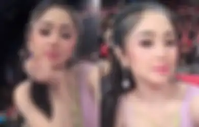 Sedang Tampil di Televisi, Dewi Perssik Menangis Tanpa Henti Saat Kedatangan Sosok Ini, Ada Apa?