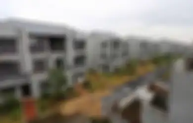 Merasa Miliki Utang, Miliuner Ini Gusur Rumah Kumuh dan Menggantinya dengan Rumah Mewah, Gratis!