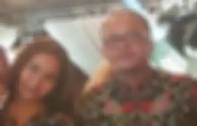 Tak Jadi Dinikahi Sule yang Kini Bahagia Nantikan Kelahiran Buah Cintanya Bersama Nathalie Hocher, Naomi Zaskia Tiba-tiba Bagikan Kabar Mengejutkan Pamer Foto Pakai Baju Pengantin, Ada Apa?