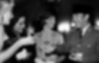 Terbukti Banyak Istri Dimilikinya, 'Membongkar Rahasia' Kenapa Bung Karno Dapat Pikat dan Taklukkan Banyak Wanita: Di Dalam Tubuh Soekarno Semua Energi Ini Hidup