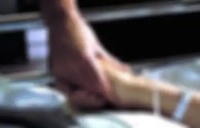 Kabar Duka, Artis Cantik Ini Meninggal Usai Ditabrak Saat Keluar Dari Mobilnya, Begini Kronologinya