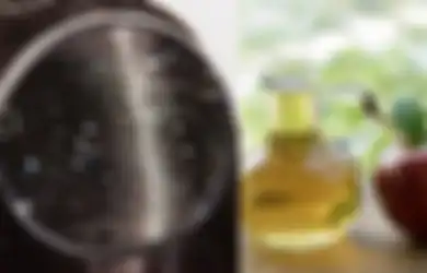 DIY Cairan Alami yang Ampuh Untuk Hilangkan Ketombe Membandel, Buat Sendiri di Rumah